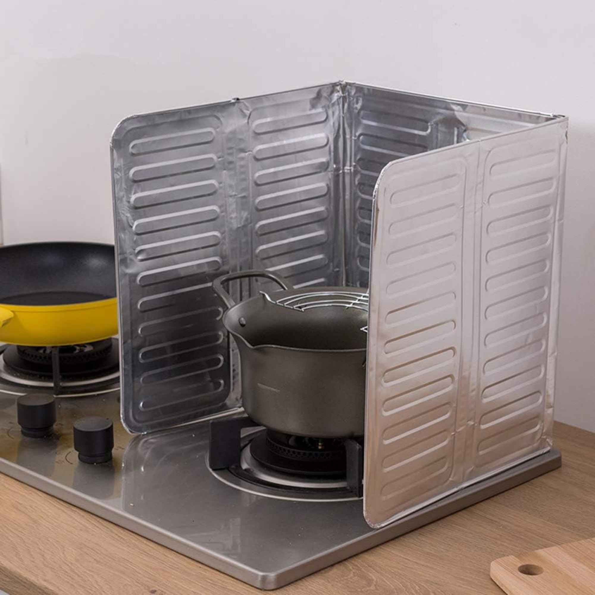 Foldable Kitchen Shield