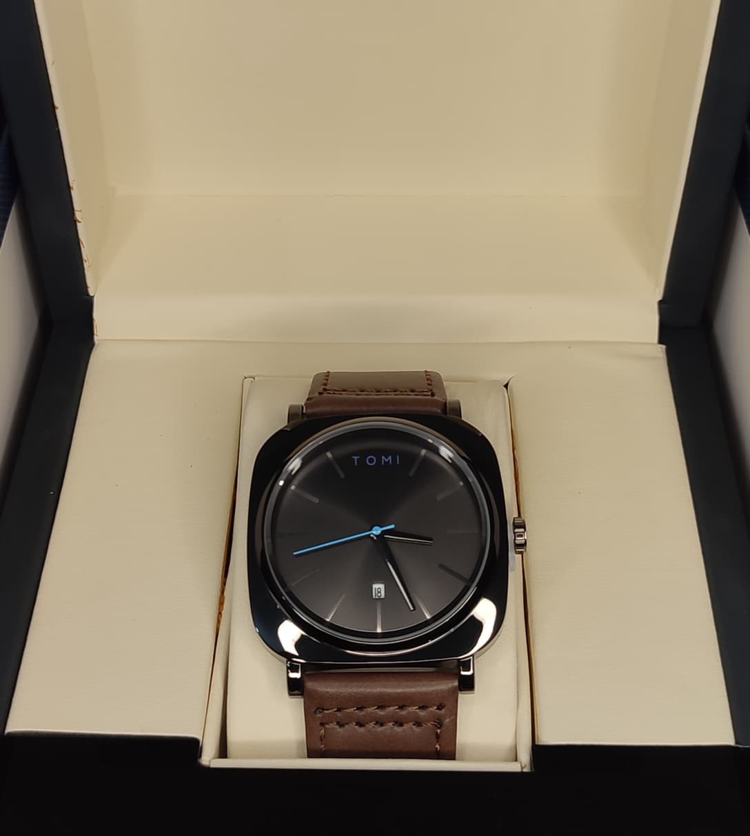 Tomi T-084 Men's Watch - Leather Straps