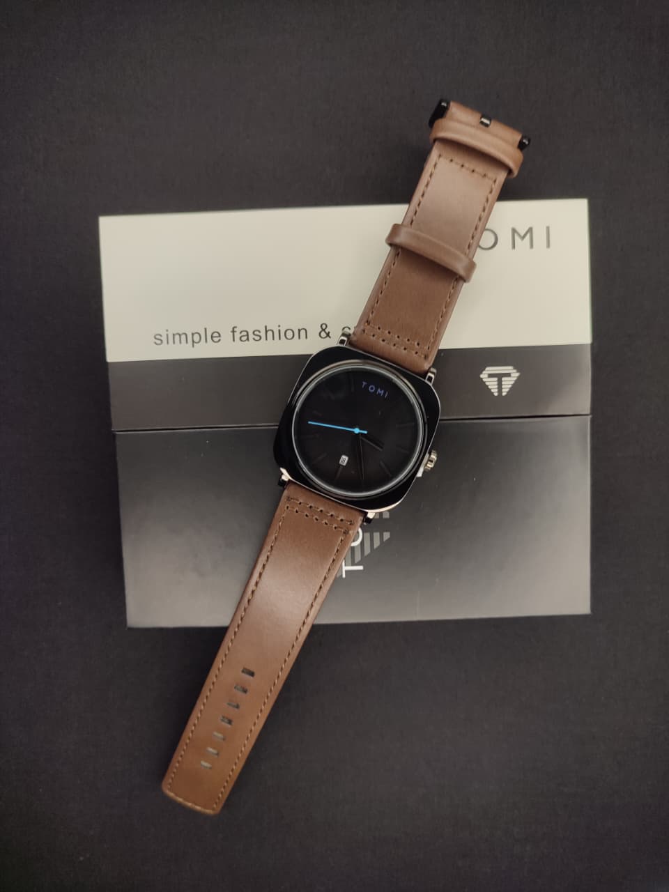 Tomi T-084 Men's Watch - Leather Straps